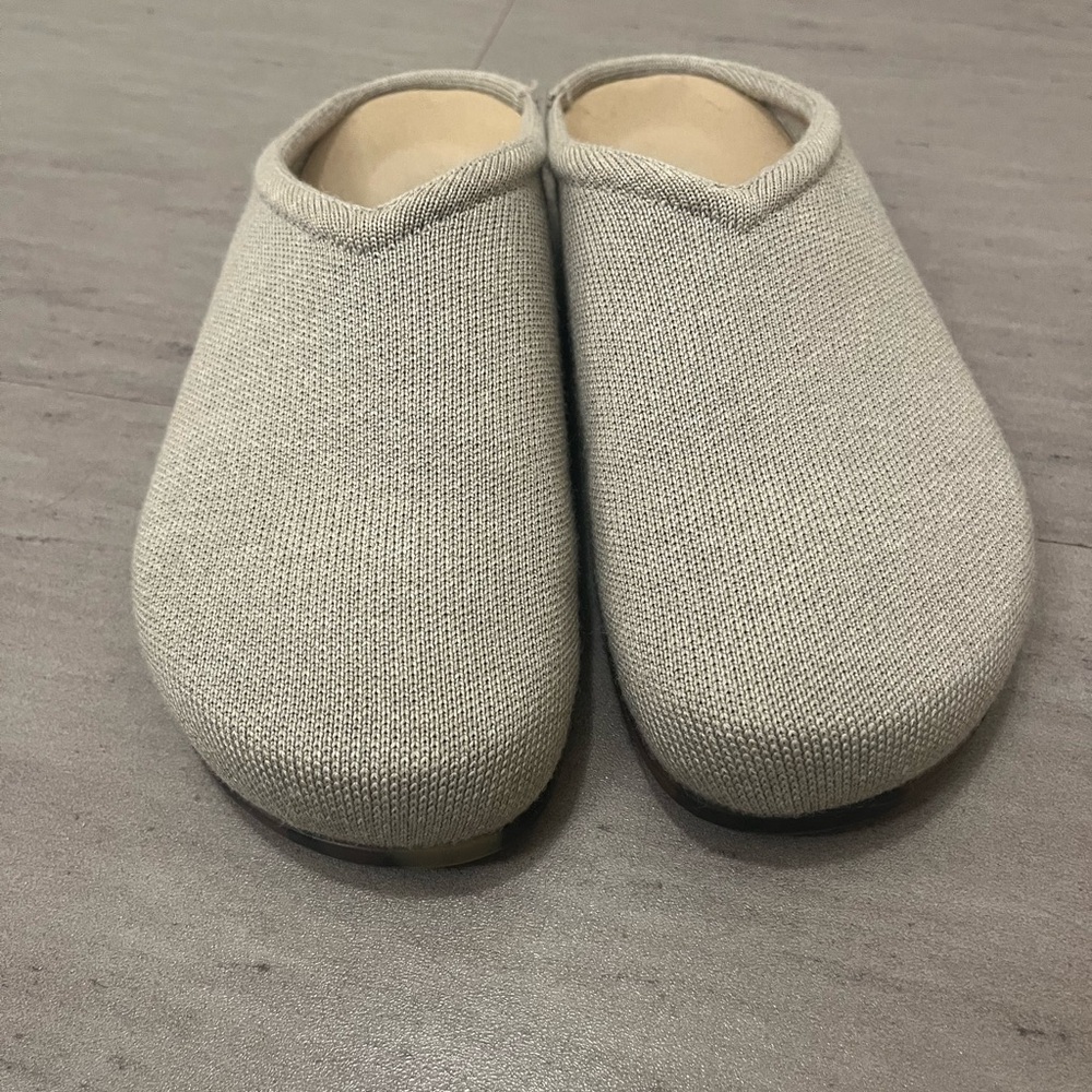 Rothy's Casual Clog in Dove